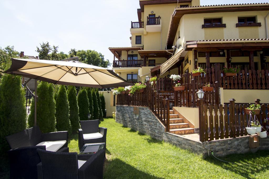 Rusenski Lom Hotel Koshov Екстер'єр фото