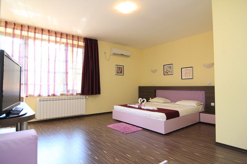 Rusenski Lom Hotel Koshov Екстер'єр фото